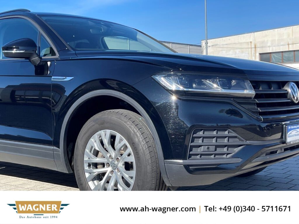 Volkswagen Touareg 4Motion 3.0 V6 TDI AHK