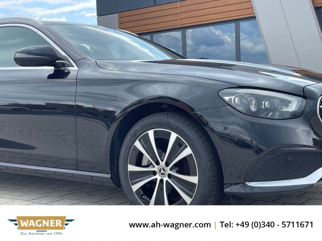 Mercedes-Benz E 300 de 4Matic EU6d Sitzheizung LED