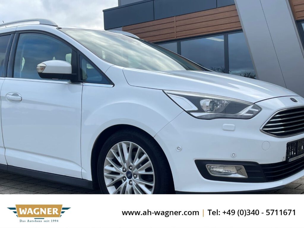 Ford Grand C-Max Titanium 6-Sitzer Automatik