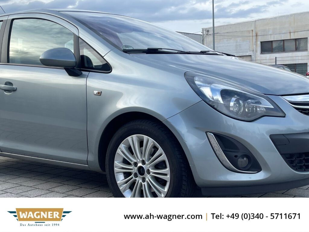 Opel Corsa D Innovation Sitzheizung Klimaautomatik